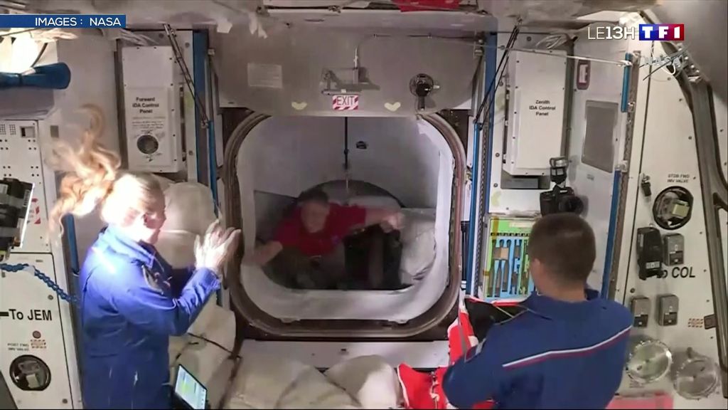 La capsule SpaceX a mené à bon port les quatre astronautes