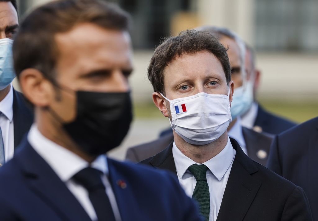 Clément Beaune nie toute pression française en faveur de Sanofi dans les achats de vaccins par l'Europe