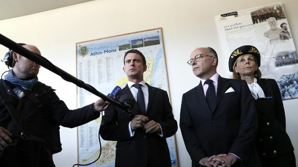 Viry-Châtillon : Valls et Cazeneuve assurent que les agresseurs seront "très sévèrement punis"