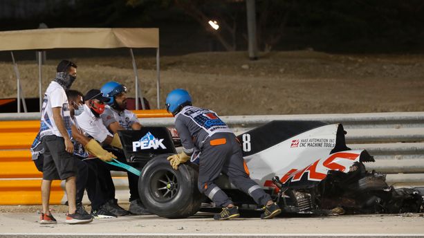 VIDÉO - Formule 1 : énorme frayeur pour Romain Grosjean victime d'un très violent accident