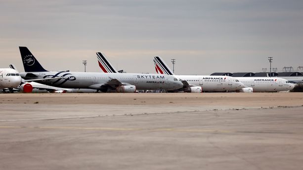 MOUVEMENT SOCIAL - La grève des salariés du Groupe Aéroports de Paris (ADP) provoque ce vendredi des retards d'"au moins une heure" pour certains vols à Roissy.