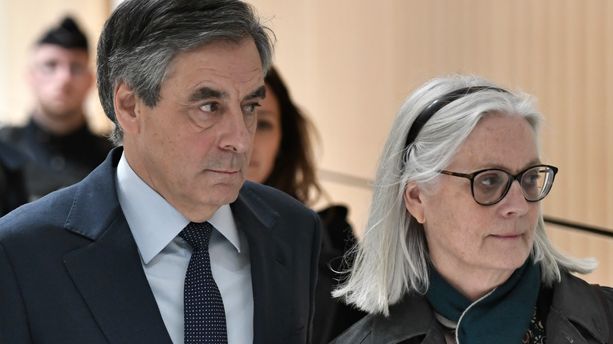 Le procès de François Fillon s'ouvre lundi devant le tribunal correctionnel de Paris. L’ex-Premier ministre est notamment poursuivi pour détournement de fonds publics, Retour sur ce crash.