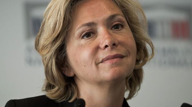 Régionales IDF : Valérie Pécresse demande un fonds européen pour accueillir les migrants