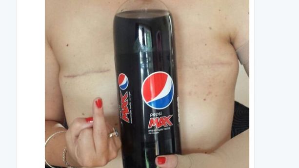 Défi du Coca entre les seins : le coup de gueule d'une victime de mastectomie