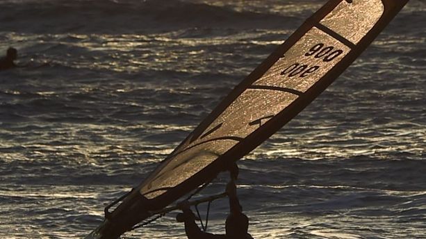 Var : il dérive de 10 km en pleine mer avec sa planche à voile