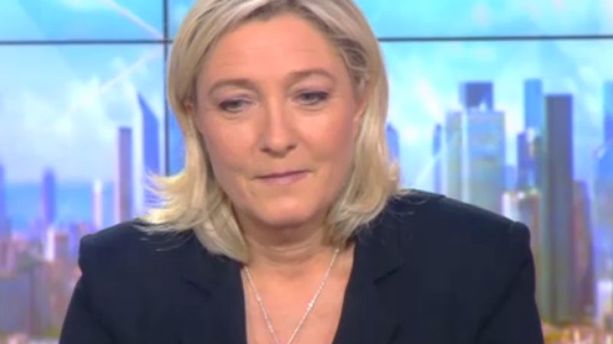 Marine Le Pen, furieuse, se désabonne de Canal +