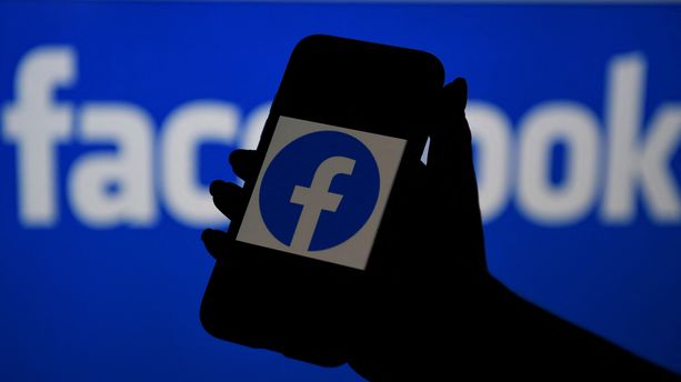 Facebook : le géant américain change de nom et devient Meta