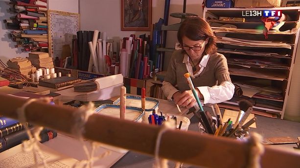 Les réparateurs d'objets anciens (2/4) : Valérie Madesclaire, artisan relieur de vieux livres