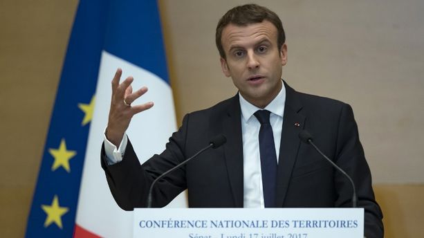 Absentéisme dans la fonction publique territoriale : de quoi parle Emmanuel Macron ?