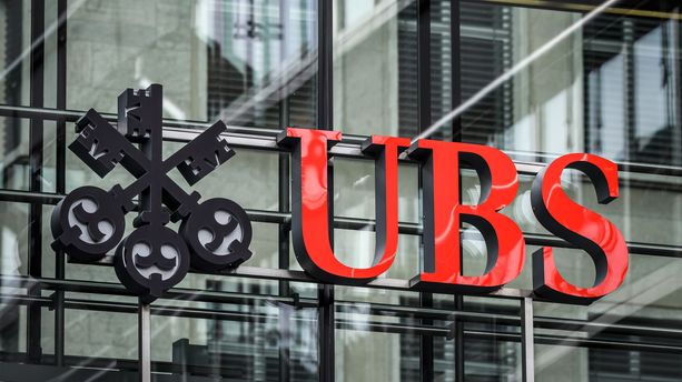 Comptes non déclarés en Suisse : la France aura les noms des fraudeurs, mais UBS sera épargnée