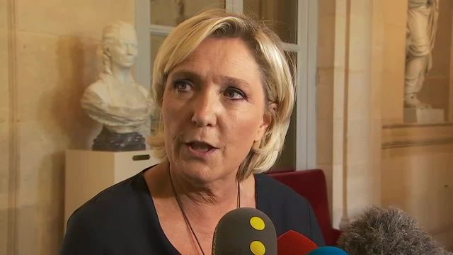 Emplois présumés fictifs du FN : Marine Le Pen entendue par les juges