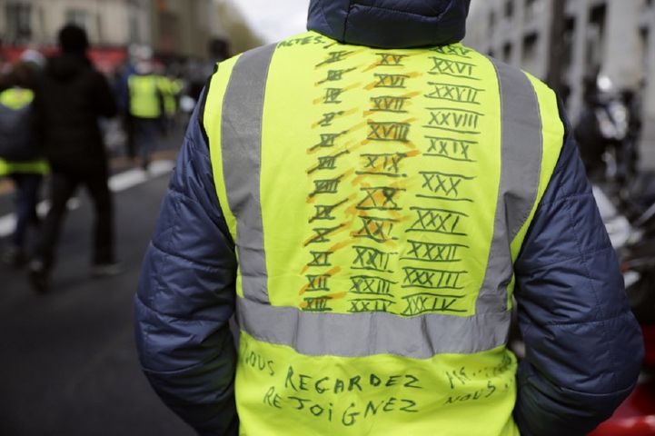 Gilets jaunes : 7000 manifestants en France selon l'Intérieur, des heurts à Toulouse