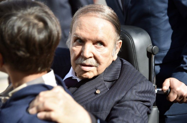 EN DIRECT - Bouteflika dépose sa candidature, Alger redescend dans la rue